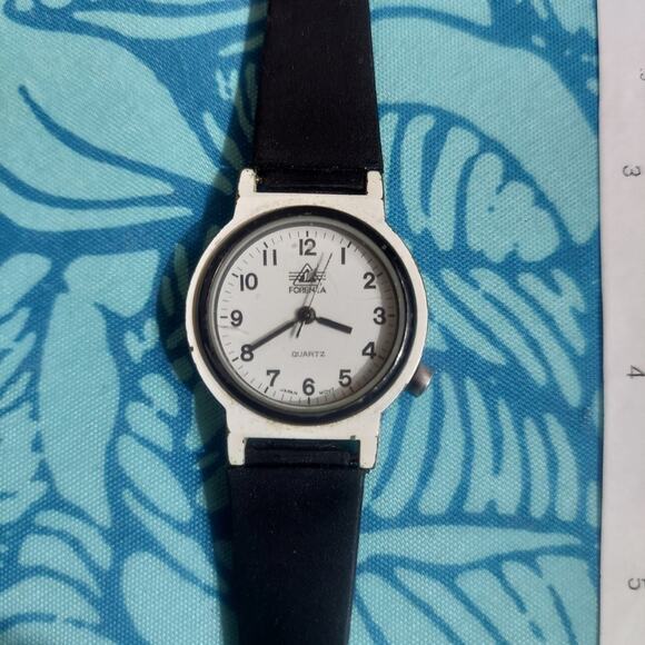 Watch with New Battery from Estate Sale ID13 - Picture 1 of 2